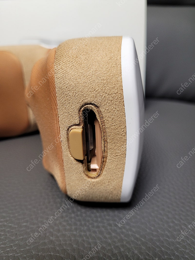 브레오 목마사지기 N1 (Neck Massager) 이미지