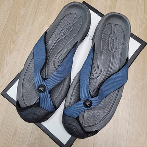 Keen 킨 와이메아 쪼리 샌들 슬리퍼 (270mm)