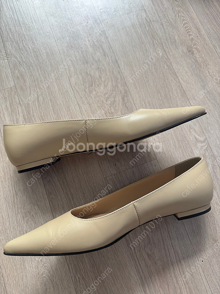 비뮤즈 스틸레토 002 베이지 245--3