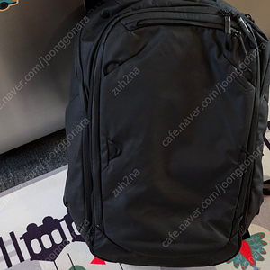 픽디자인 트래블 백팩 45L 블랙 판매 (카메라큐브M 포함)