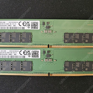 Samsung 삼성 DDR5 5600 32G * 2 RAM 판매합니다.