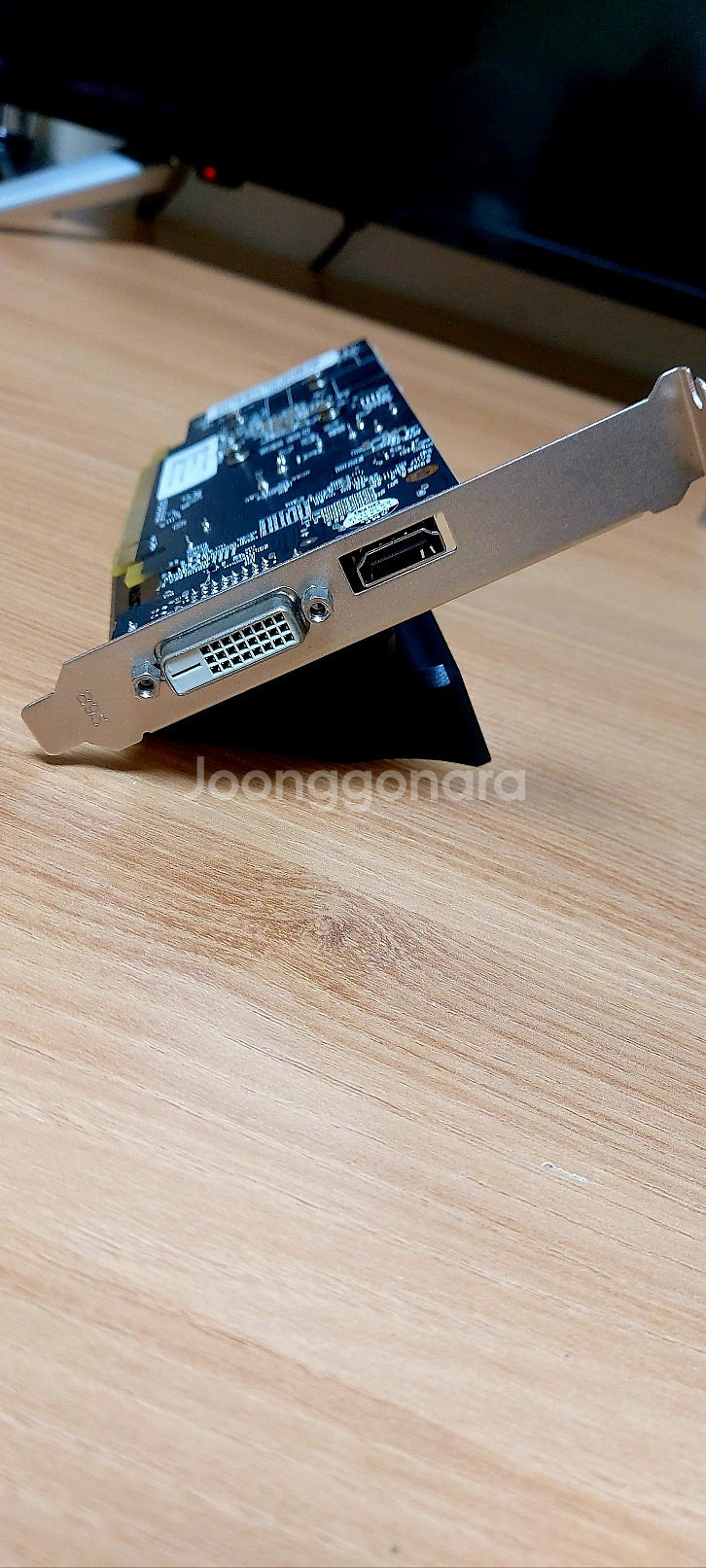 지포스 GT1030 2G 그래픽카드 판매합니다.--3