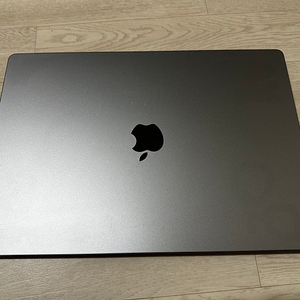 맥북프로 16인치 M1 Max 실버 32GB 1TB 프로그램 설치 가능