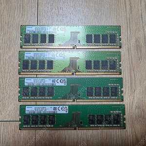 삼성전자 DDR4-3200 8gb 4개 팝니다.