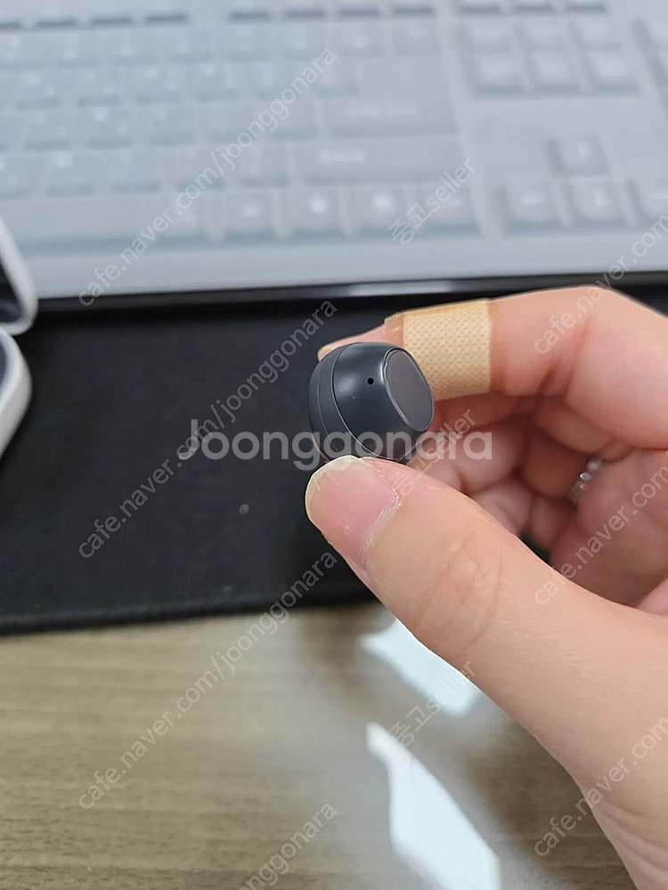 삼성 갤럭시 버즈 FE 그래파이트--1