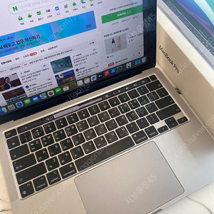 맥북프로 M1 13인치 8GB 512GB 고급형 서울