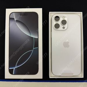 아이폰 16 Pro Max 256 화이트 자급제
