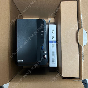 시놀로지 NAS DS220+ / 8GB / 녹투아 NF-A9 / 올 분해 청소