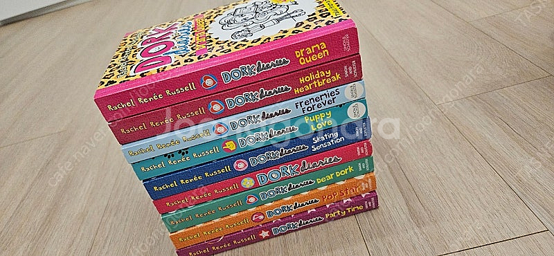 Dork Diaries 시리즈 9권--0