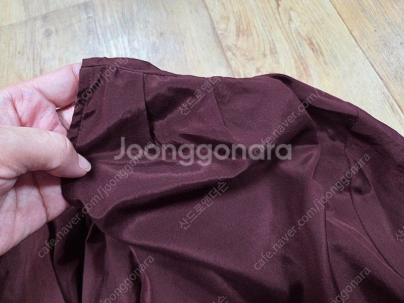 COS 실크블라우스,파르티멘토 플로럴퍼프원피스,데일리주...--5