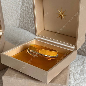 BVLGARI 신형 불가리 팔찌 케이스