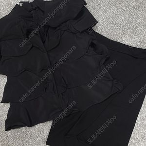 엠포리오 아르마니 여성 정장 세트