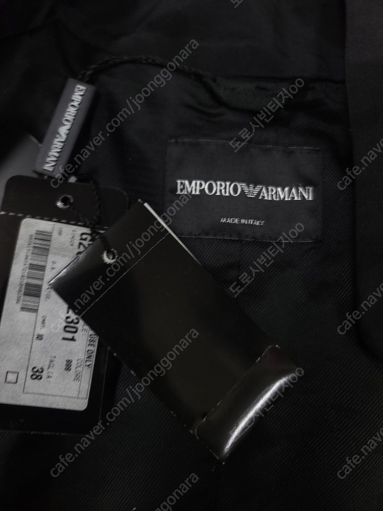 엠포리오 아르마니 여성 정장 세트 이미지