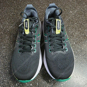 아식스 젤카야노 32 런닝화 (260)