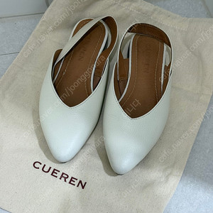 쿠에른 마드리드 슬링백 아이보리 230