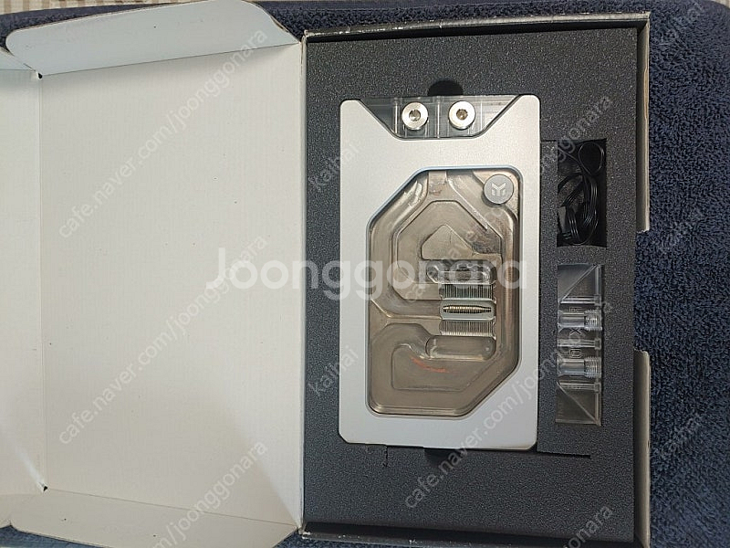 EK-Quantum Vector FE RTX 3090 ...--2
