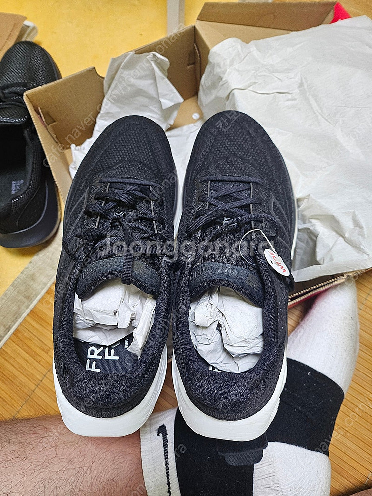 뉴발란스 1080 V13 블랙 300mm WIDE – ...--4