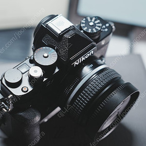 니콘 ZF + 40se kit팝니다.