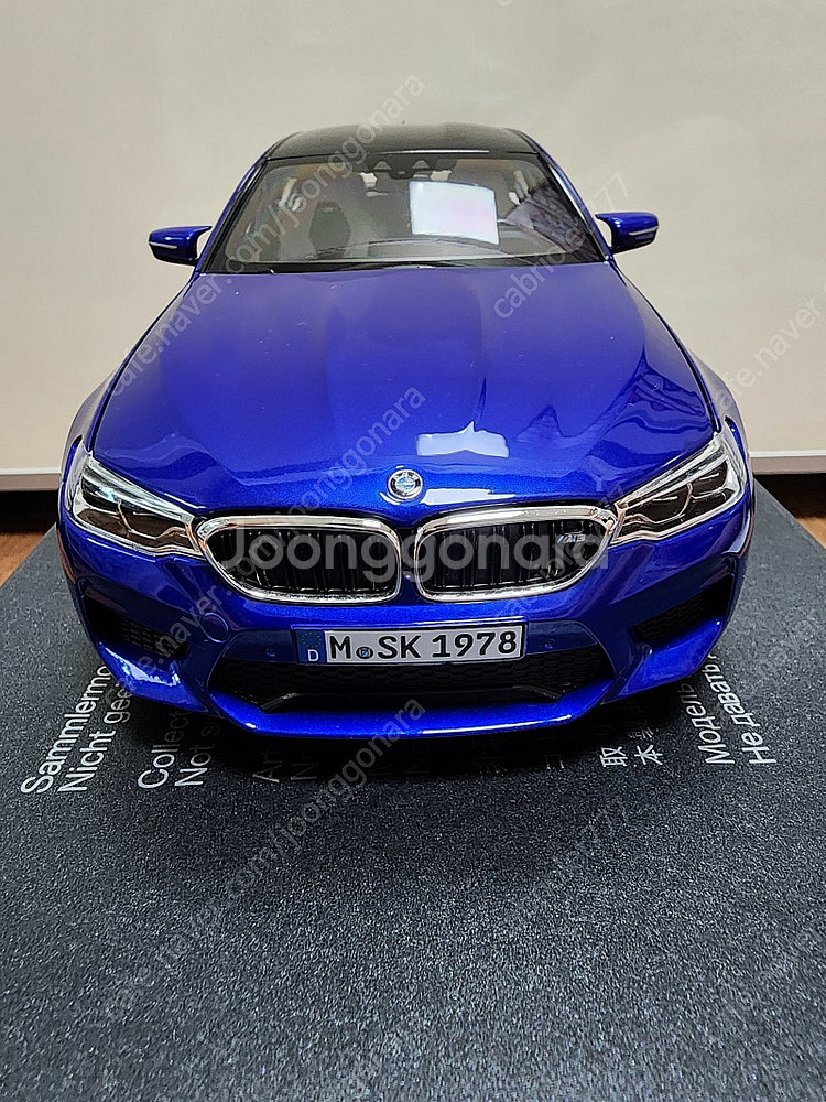 1:18 다이캐스트 노레브 bmw m5 딜러버전 팝니다--0