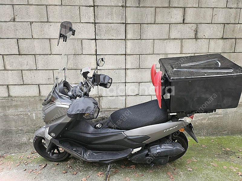nmax125--0