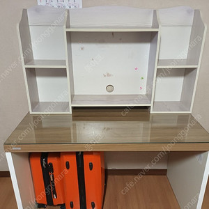 책상