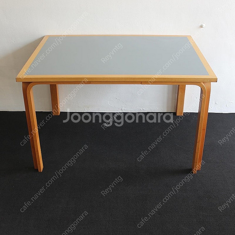 매그너스 올레센 빈티지 테이블 120 x 90 cm--0