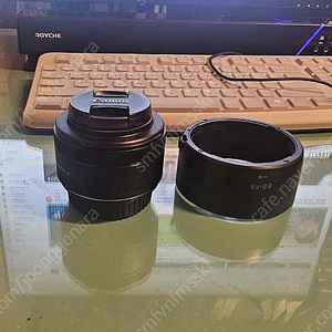CANON EF LENS 1:1.8 STM