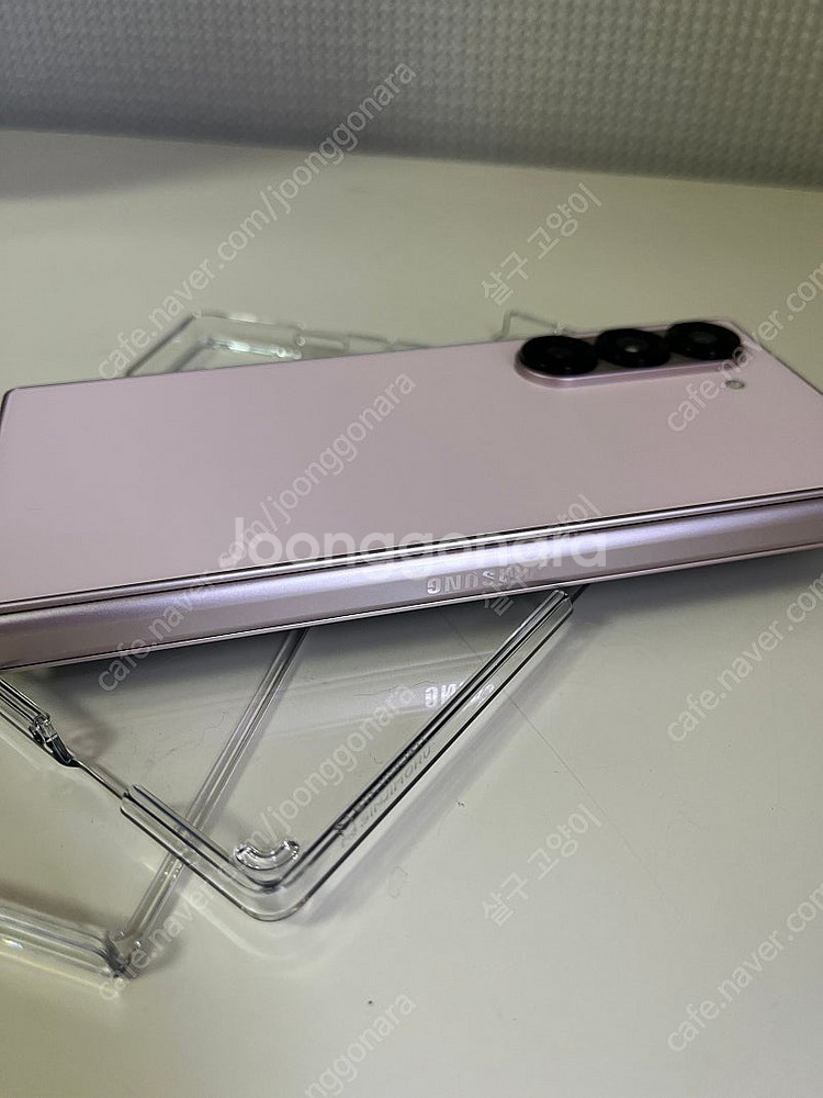 갤럭시 Z 폴드 6 핑크 256GB 팝니다.--4