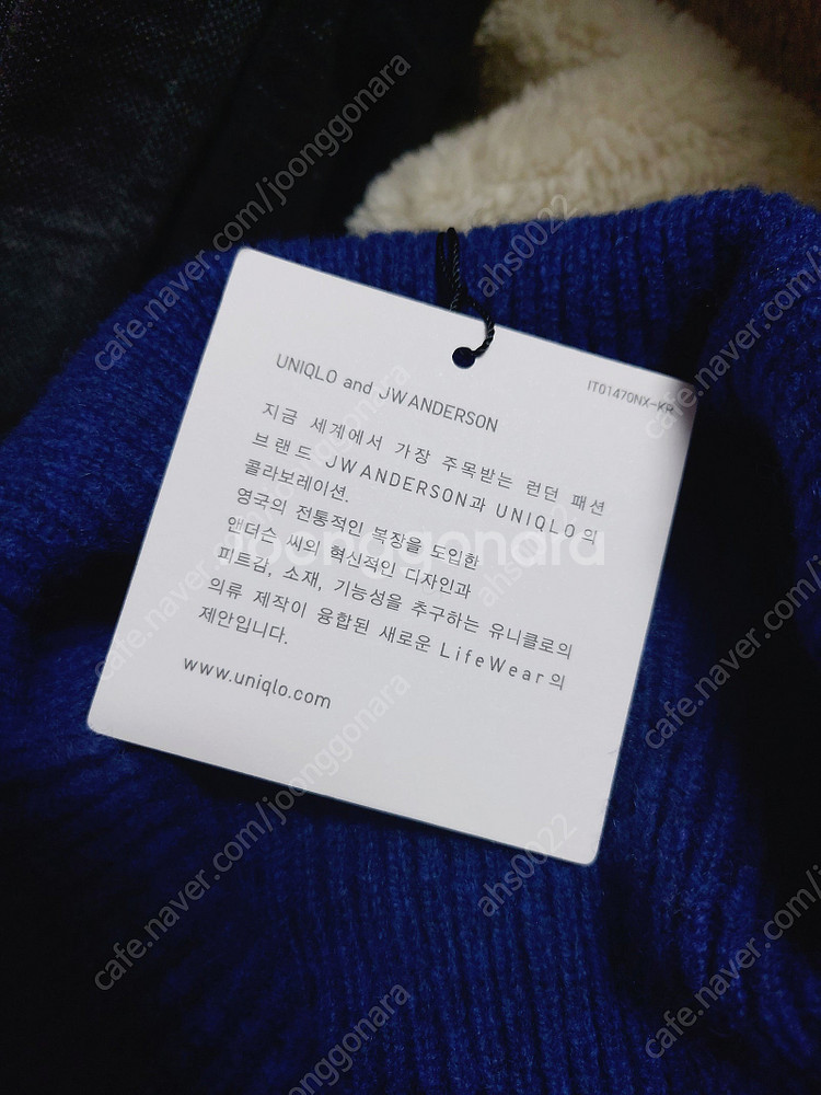 유니클로 x Jw앤더슨 프리미엄램스울 터틀넥 스웨터 새...--3