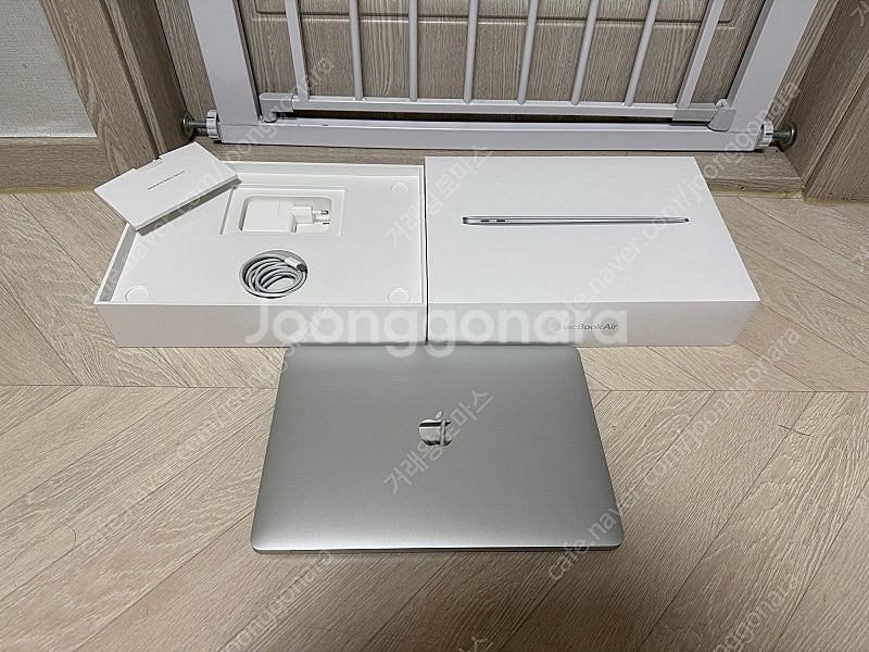 애플 13인치 M1 맥북에어 풀박스 팝니다. (16GB...--0