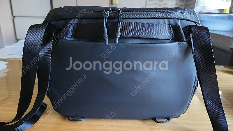 피지테크 원고 6L 카메라 슬링백​--3