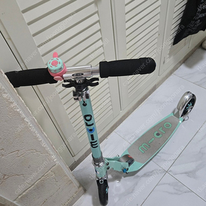 마이크로킥보드 스쿠터