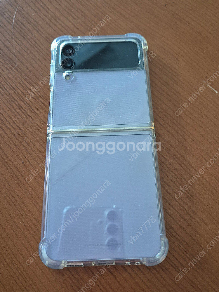 갤럭시 Z Flip3 퍼플 256GB 판매합니다--1