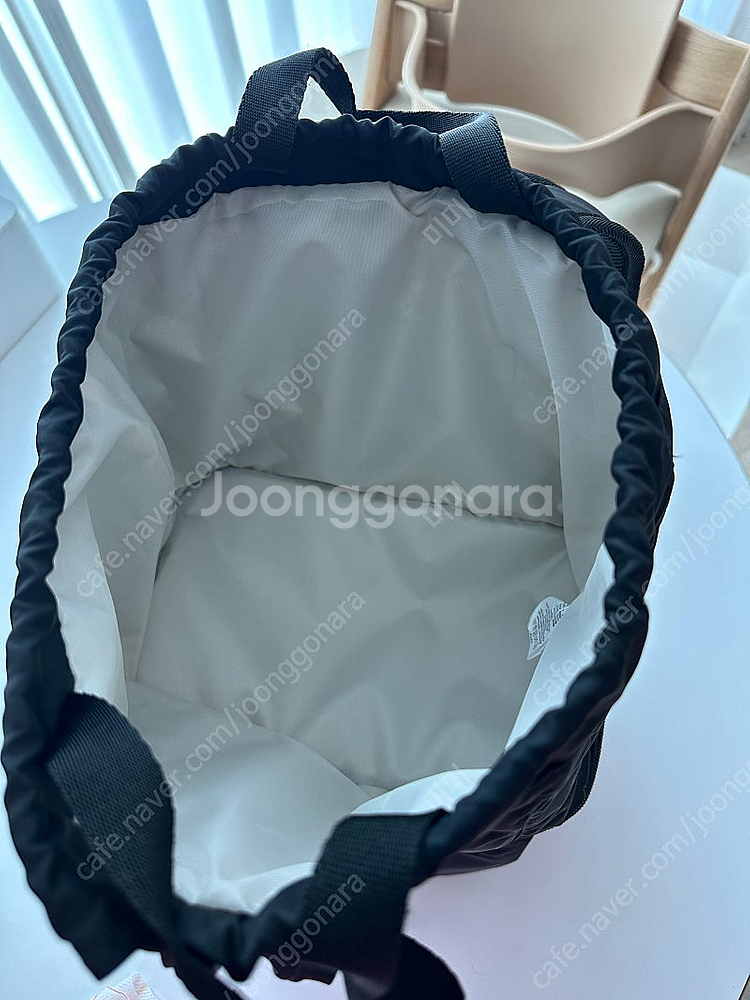 아프리콧 캐스터네츠 백팩 블랙 판매합니다--1