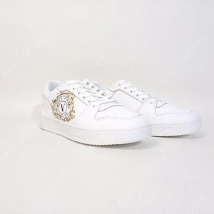 베르사체 스타라이트 가든 브이 엠블럼 흰색 가죽 남성 스니커즈 정품 베르사체진스꾸뛰르