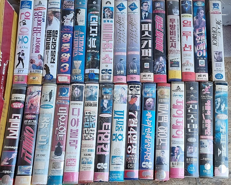 외국영화 VHS테이프 30개 일괄판매--0