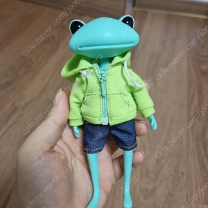 완다프로그 의상 포함
