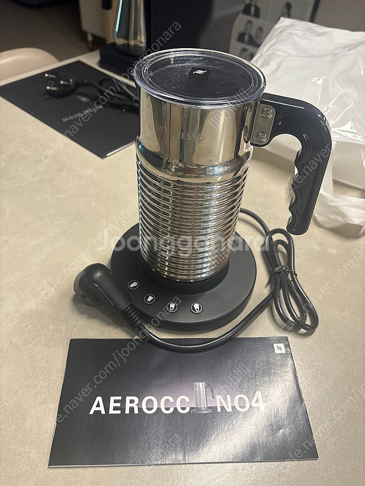 네스프레소 에어로치노4--0