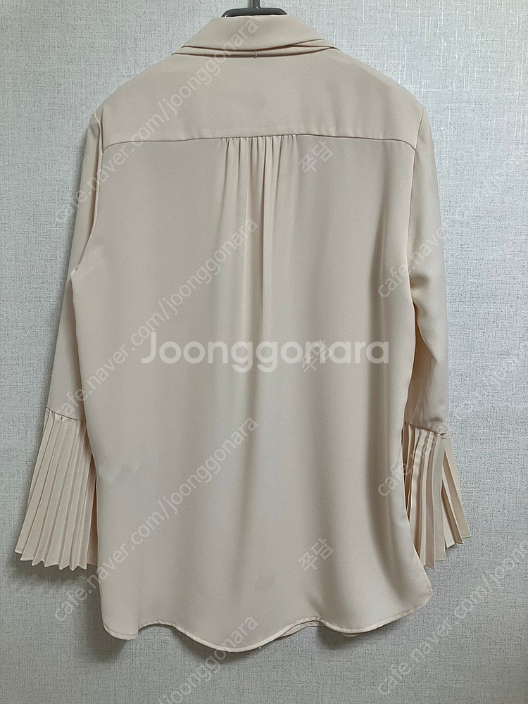 주크 (ZOOC) 아이보리 블라우스--3