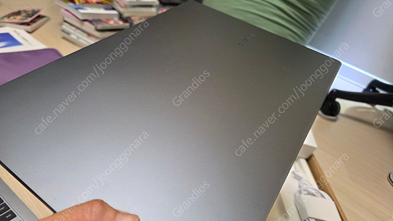 갤럭시북3 울트라(갤북3) gtx4050/32gb ram/ 1tb ssd 120만원--7