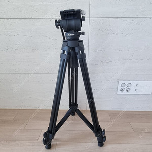 신품급 리벡 LIBEC TH-X H 삼각대