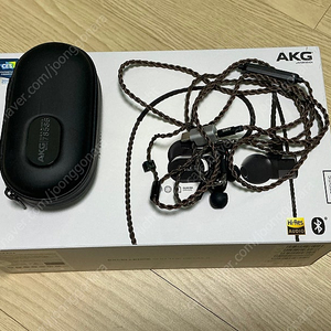 AKG n5005 판매합니다.