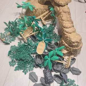 공룡 장난감 팝니다