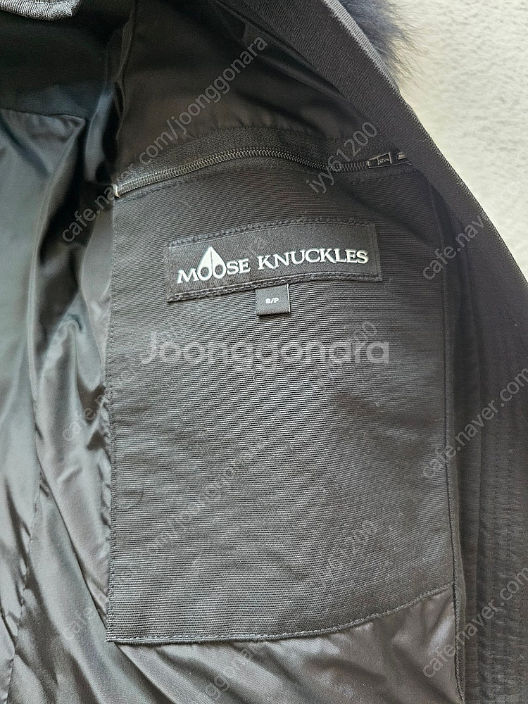 무스너클 여성 롱패딩--5