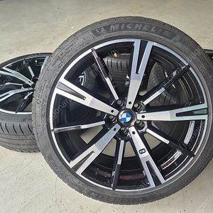 [판매] BMW G60 5시리즈 938m 순정 20인치휠타이어