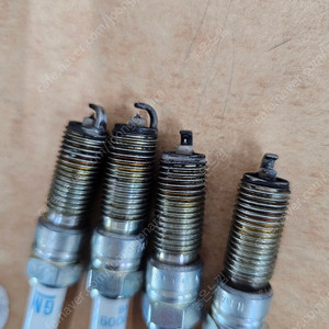 올뉴말리부 점화 코일 점화 플러그 중고부품팜