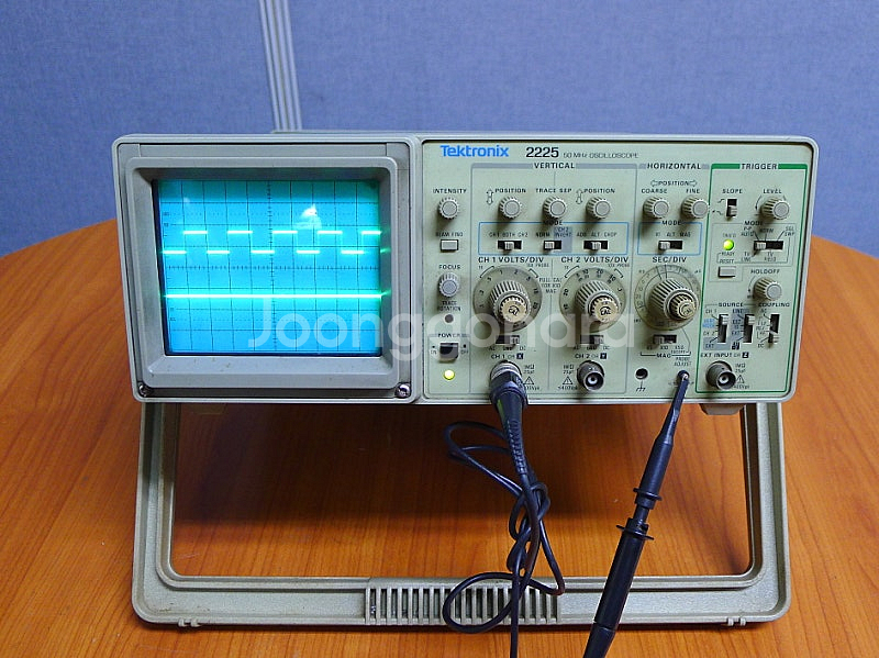 Tektronix 2225 50MHz 아날로그 오실로스...--0