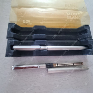 미사용 몽블랑 볼펜 ,파카21 만년필