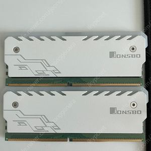 [삼성] DDR4-PC2666 16GB (8GBx2) RGB 방열판 포함 팝니다. (부평)