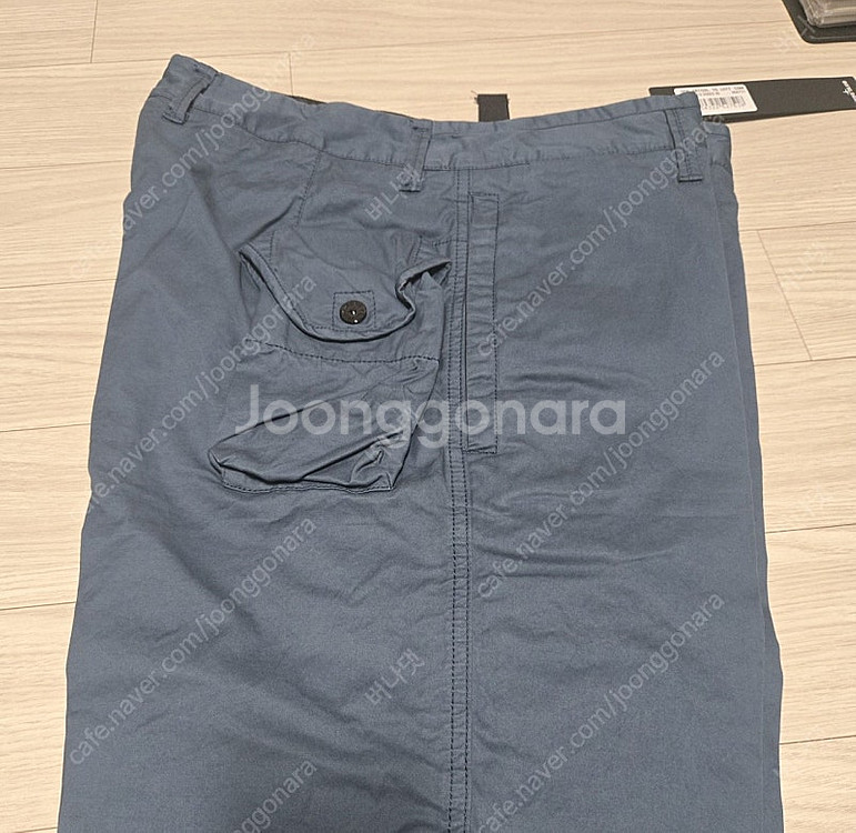 (새상품)스톤아일랜드 와팬패치 백포켓 카고팬츠 블루 3...--2